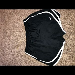 Black nike shorts